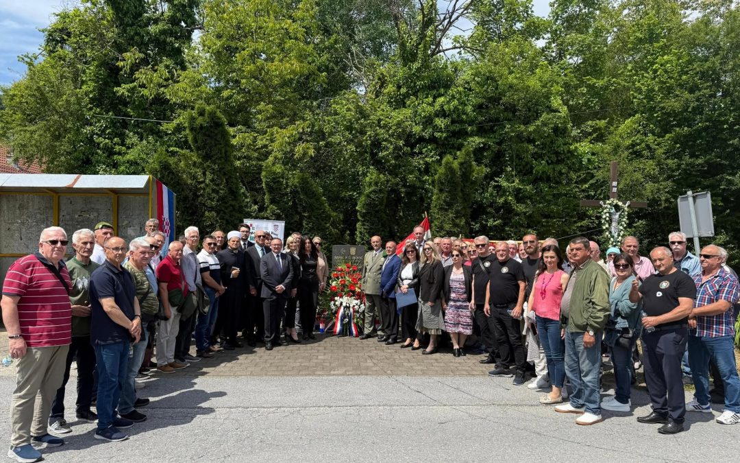 Održani Memorijalni dani u čast Šefika Pezerovića i poginulih Bošnjaka branitelja